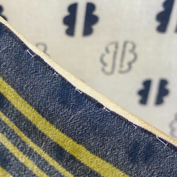 Silk Chiffon Scarf Hand Rolled Geometric Printed Wrap Square Green Black 31" Vtg - Picture 10 of 13